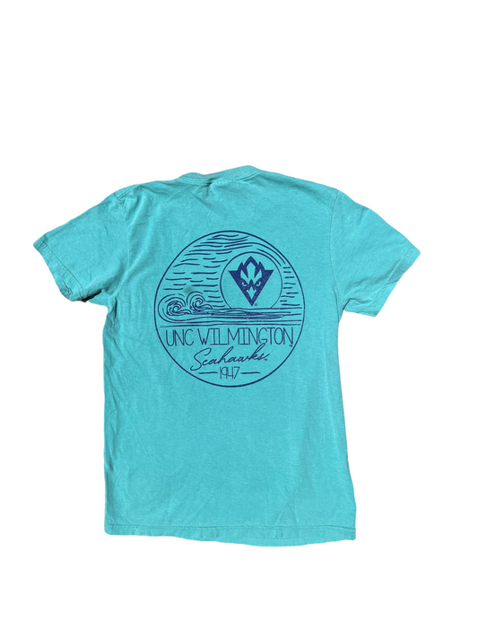 UNCW WAVE SCRIPTURE – POCKET TSHIRT – SEAFOAM