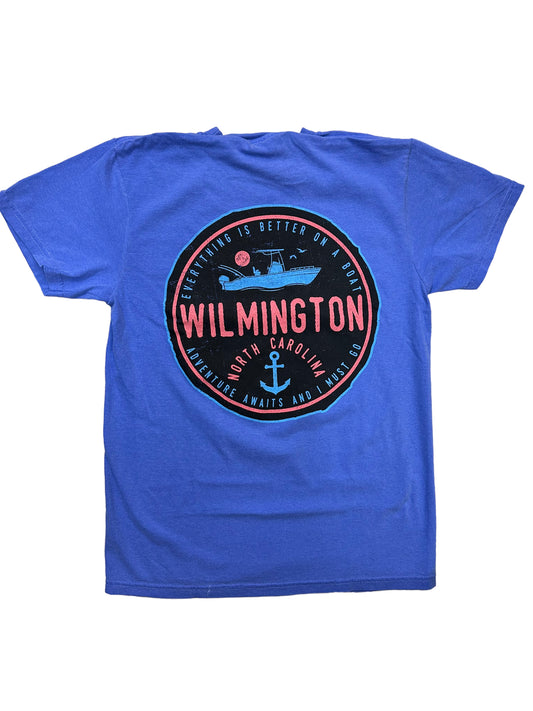 Wilmington NC circle Boat & Anchor   - T Shirt - Flo Blue