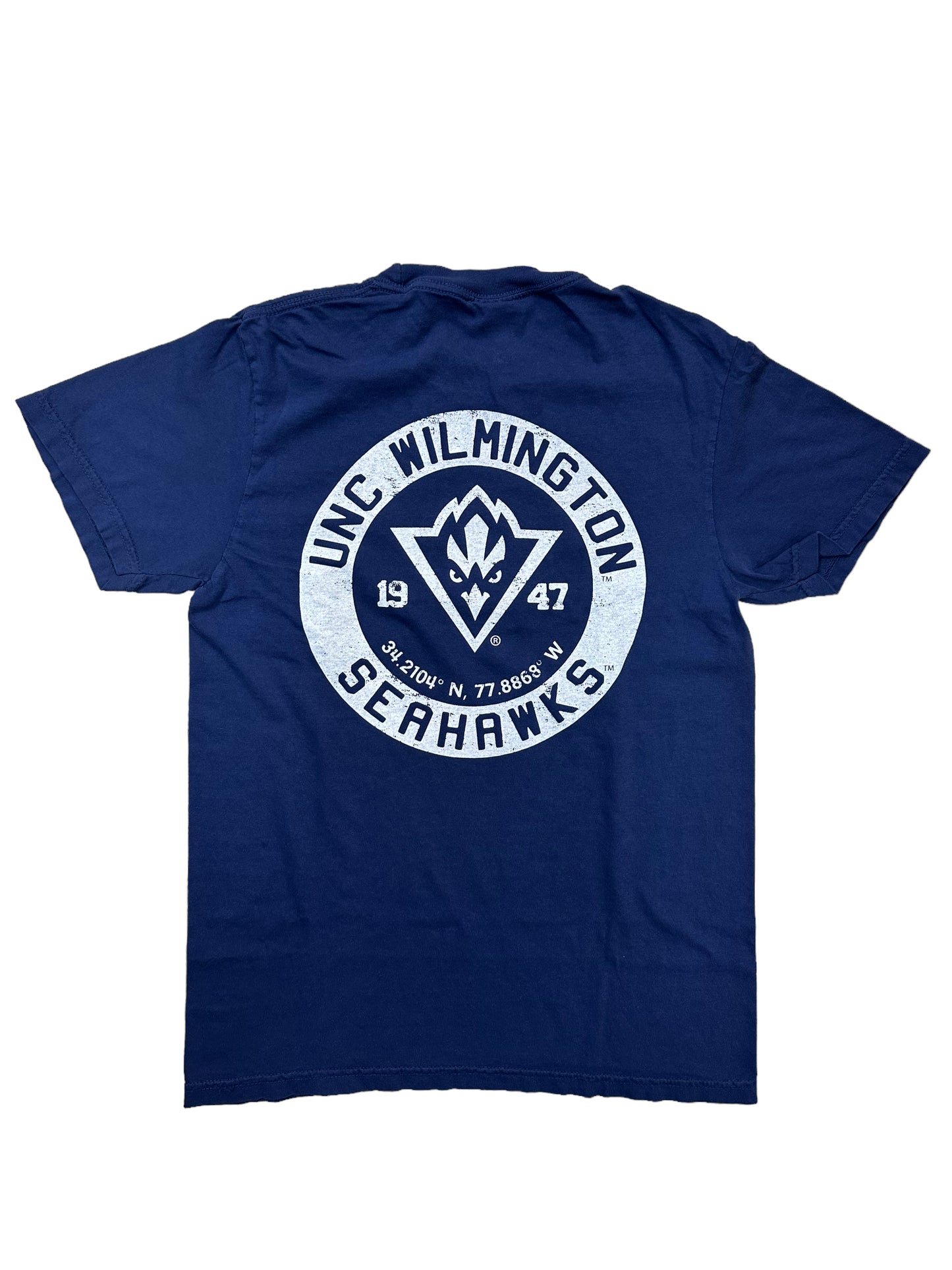 UNCW circle Pocket - T Shirt - Navy