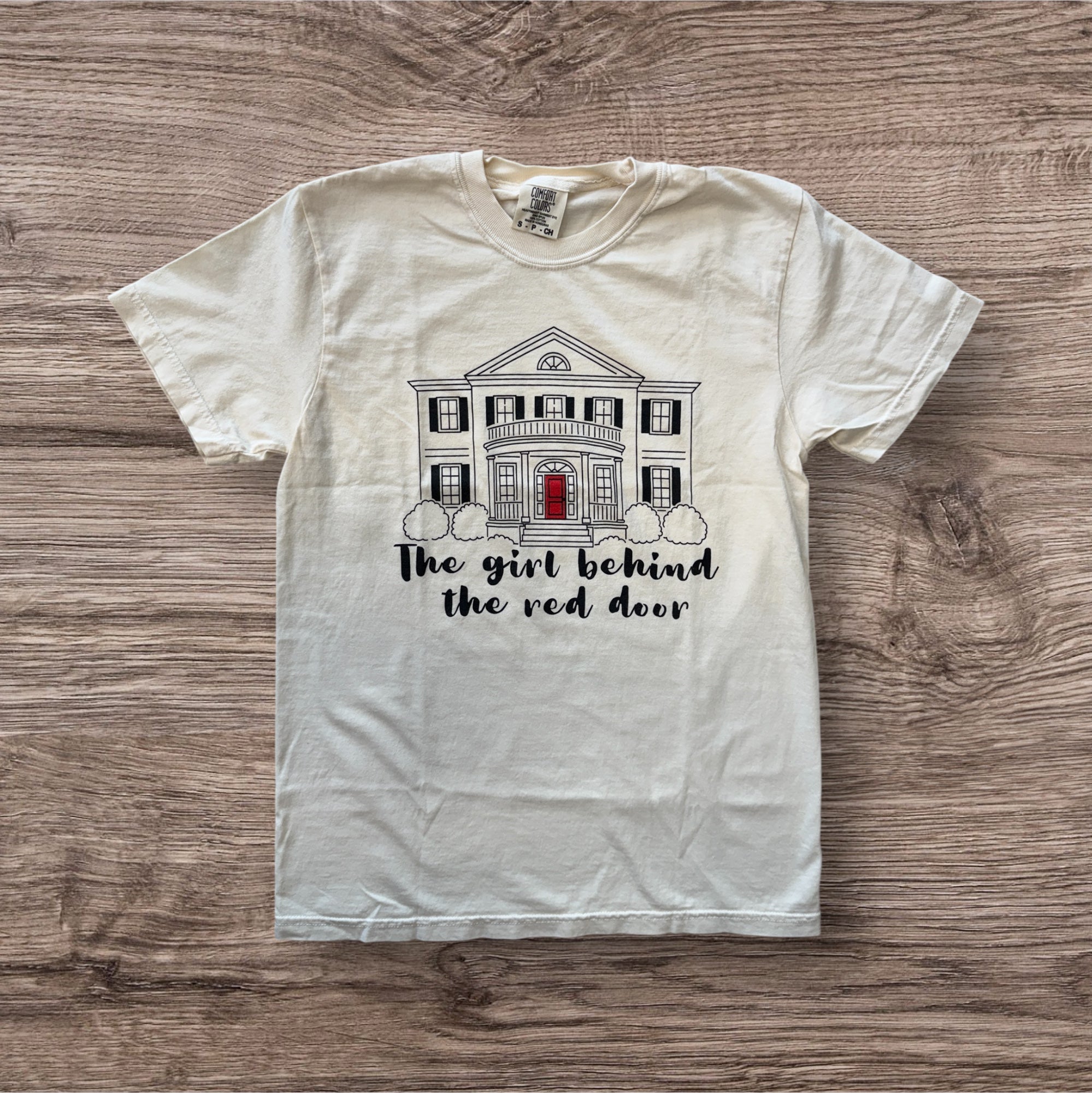 Girl Behind Red Door One Tree Hill - T Shirt - Ivory